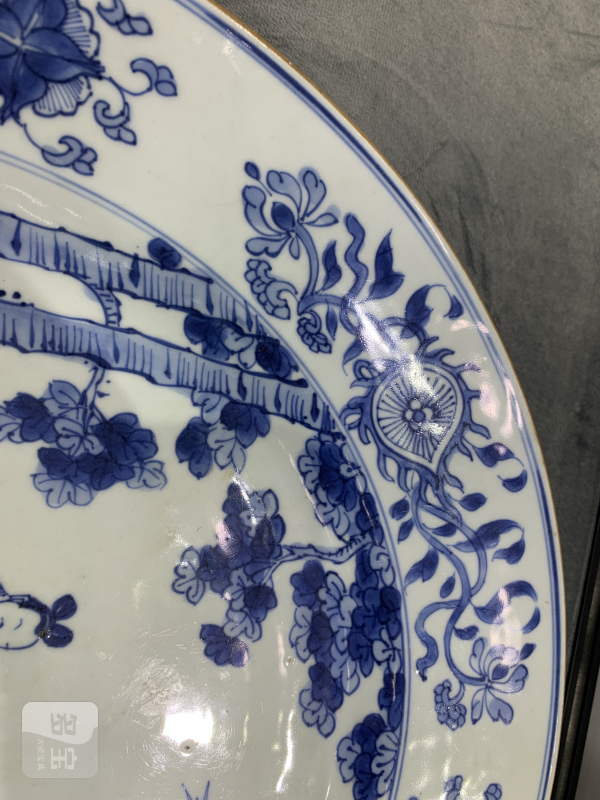 清雍正青花麻姑献寿纹折沿大盘 - 图4